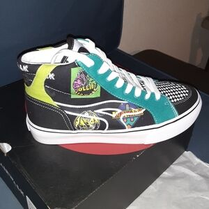 Airwalk hightops